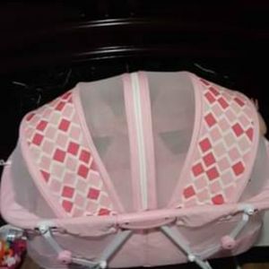 Babygirl bassinet